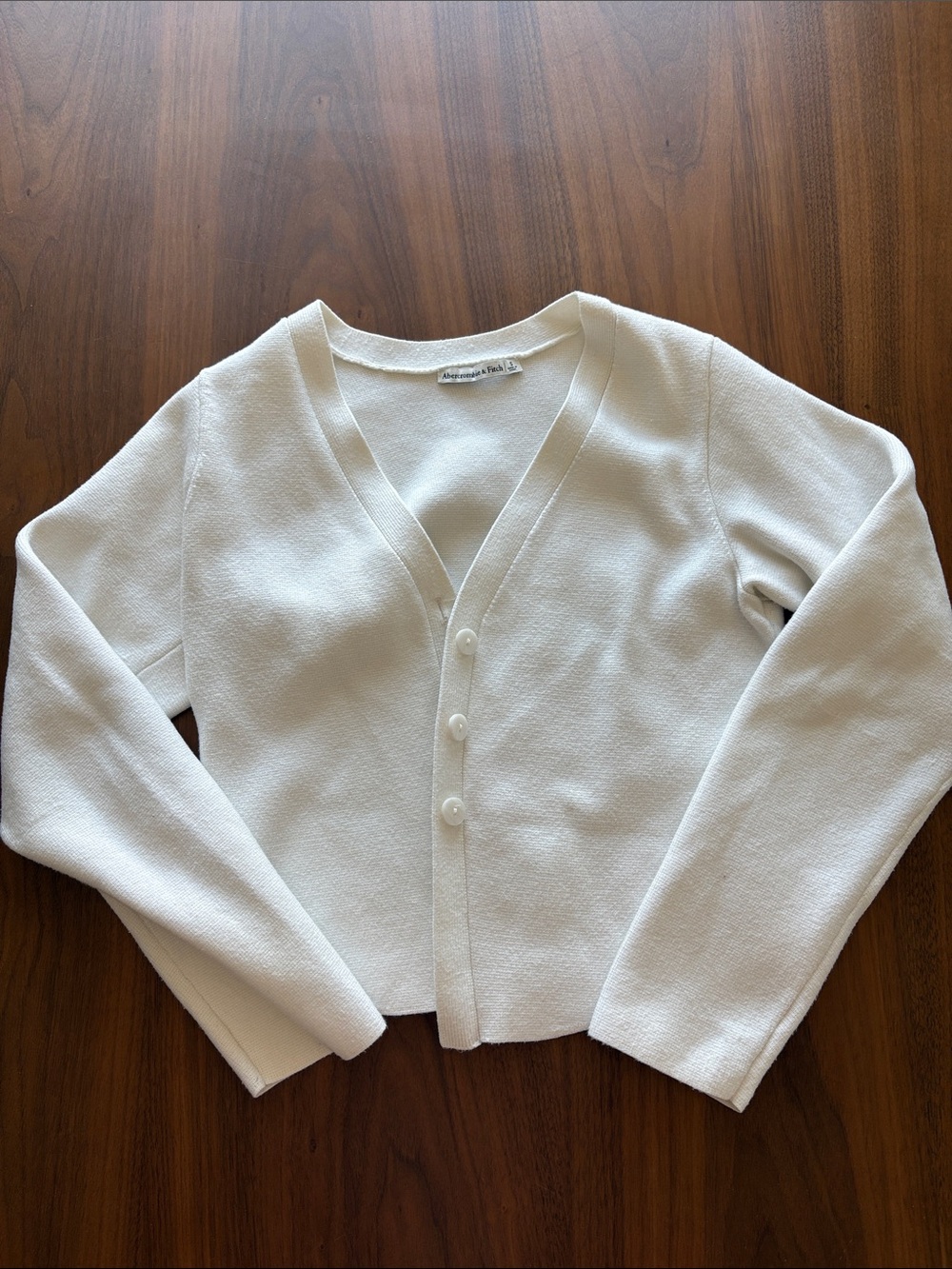 Abercrombie & Fitch Cream V-Neck Button Front Women's Cardigan